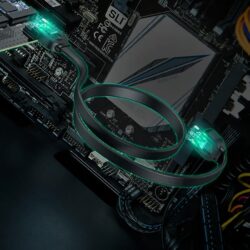 UGREEN 70504 M.2 NVME to PCI-E3.0 Express Card with M.2 SATA